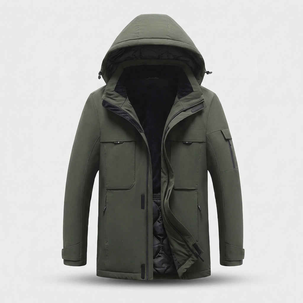 Parka chauffante courte vert olive vue de face : col doublé de peluche, deux poches de poitrine à rabat