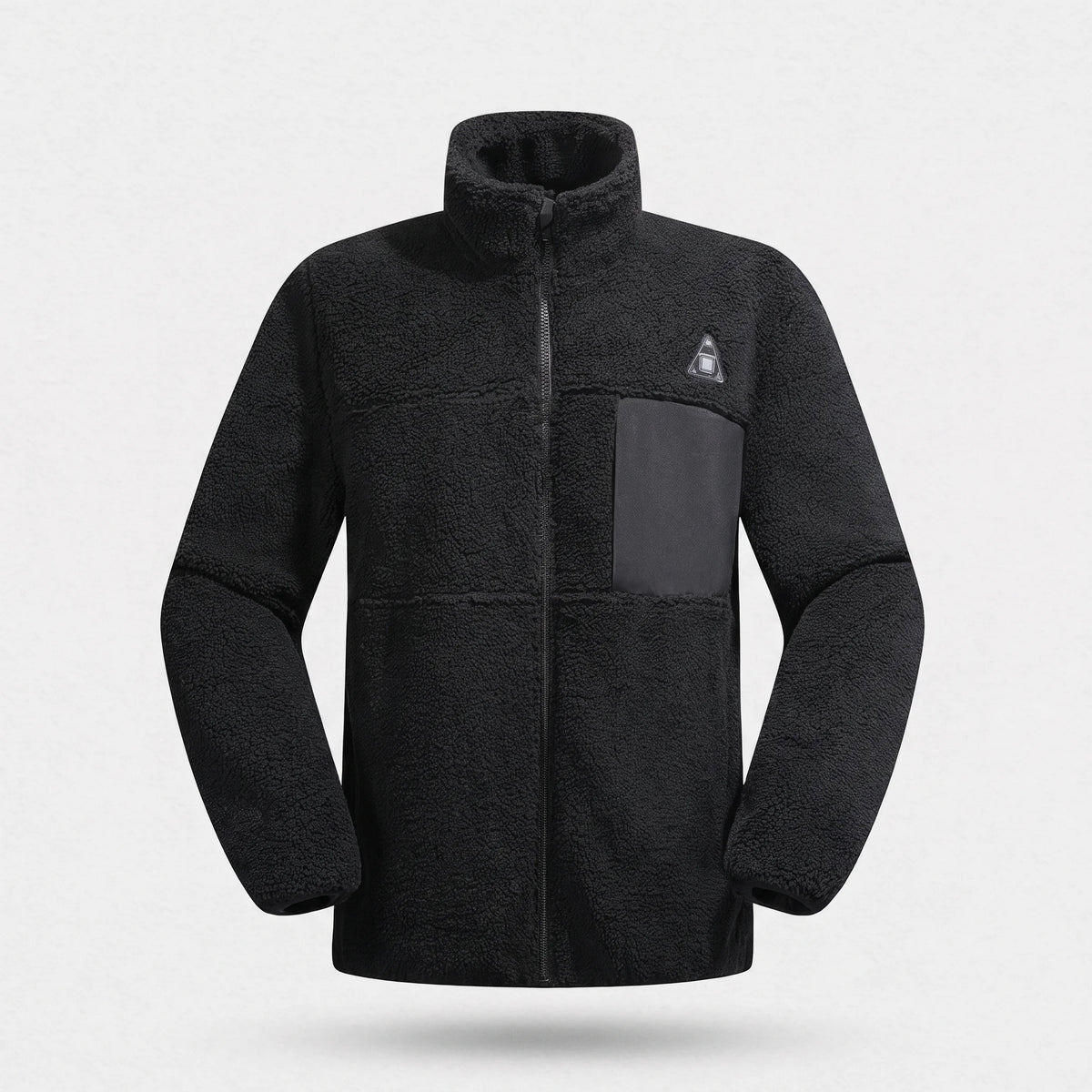 Veste sherpa chauffante noire vue de face : col montant, panneau de poitrine, boîtier triangulaire
