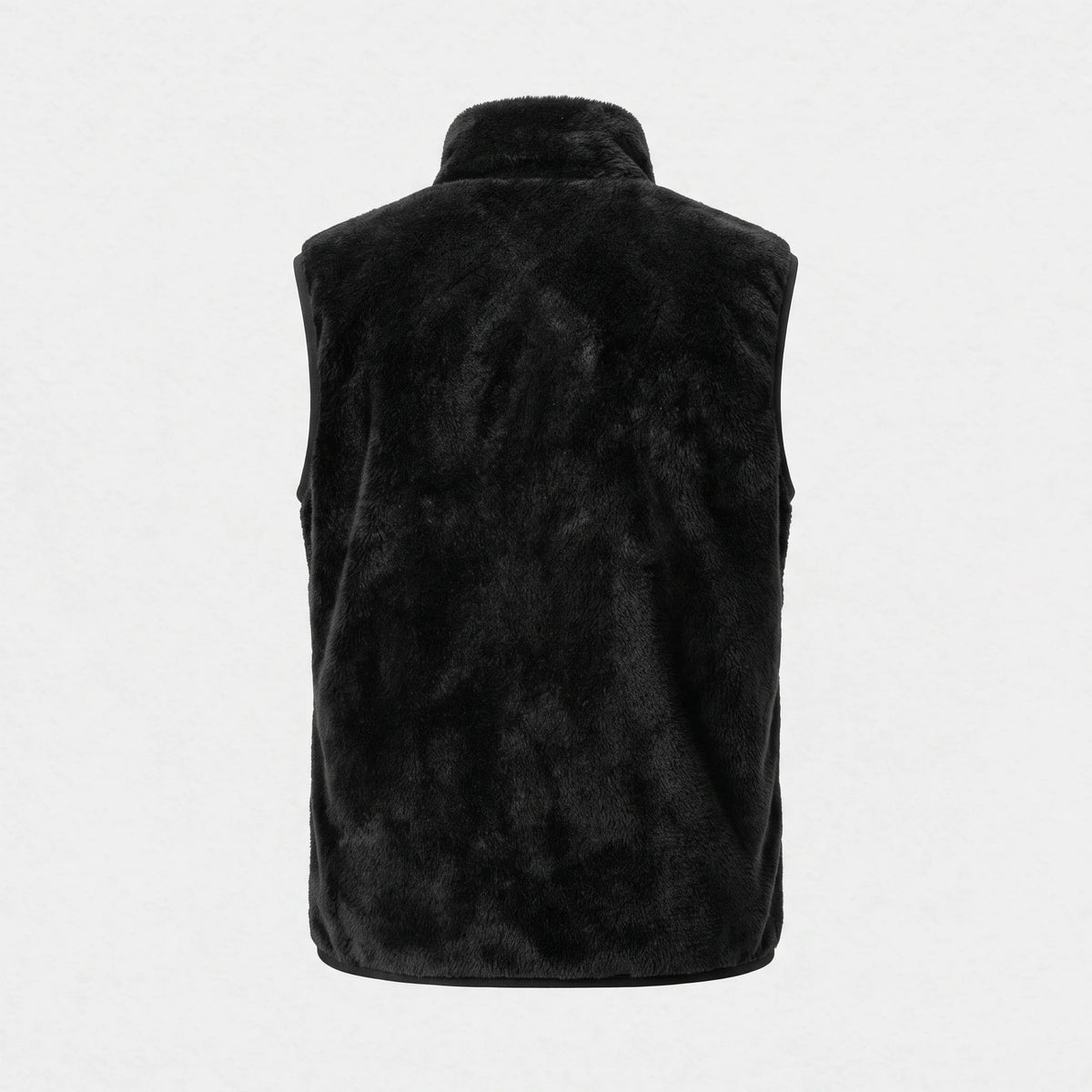 Dos du gilet chauffant en peluche noir