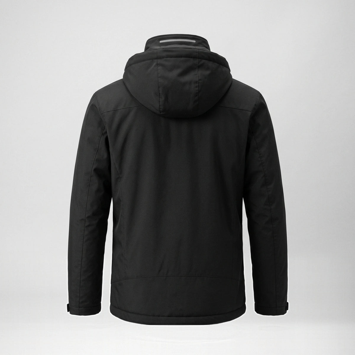 Dos de la veste de ski chauffante homme noire, capuche relevée avec bande réfléchissante